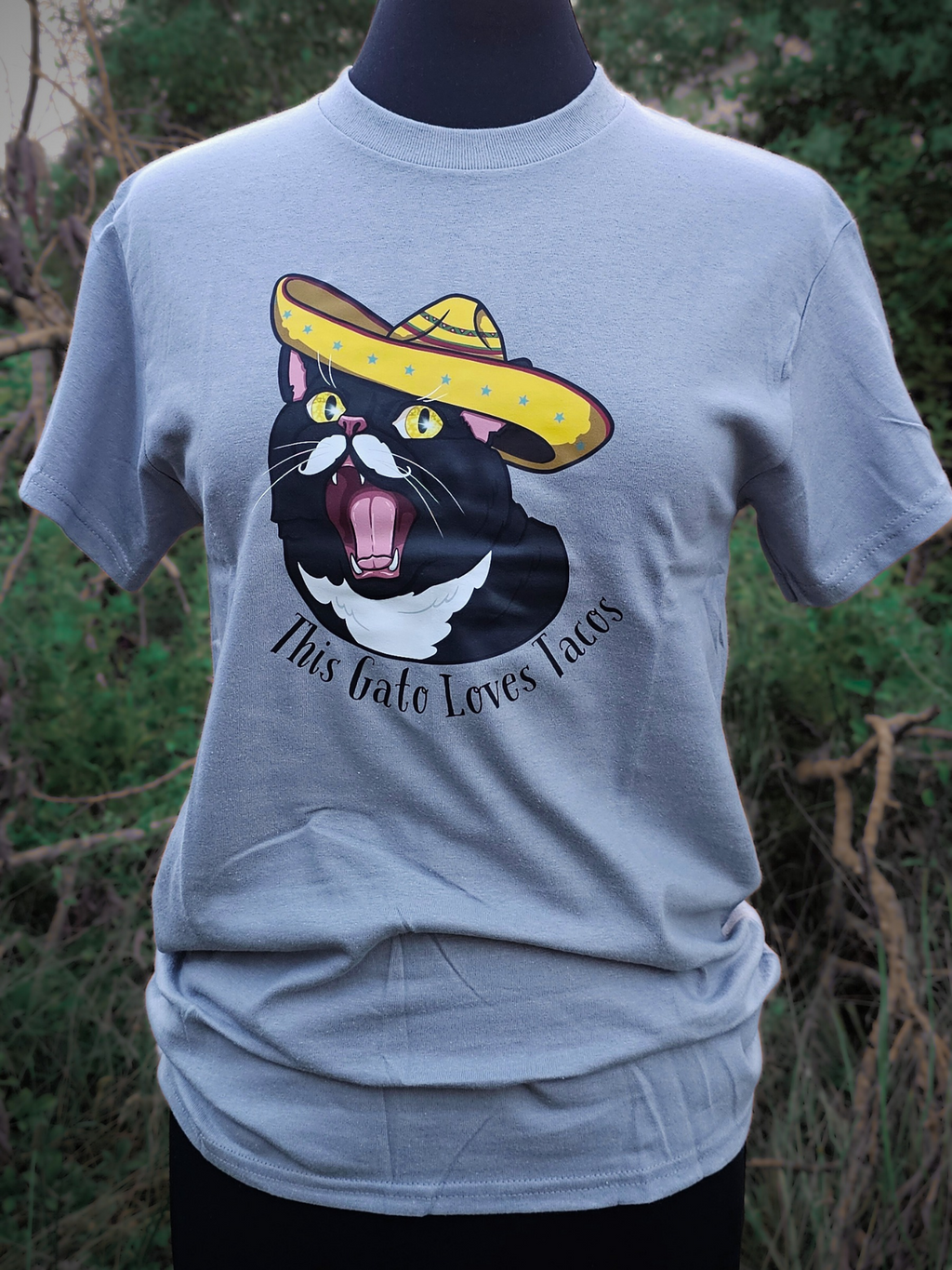 This Gato Loves Tacos T-Shirt