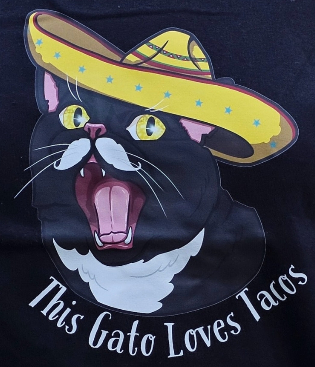 This Gato Loves Tacos T-Shirt