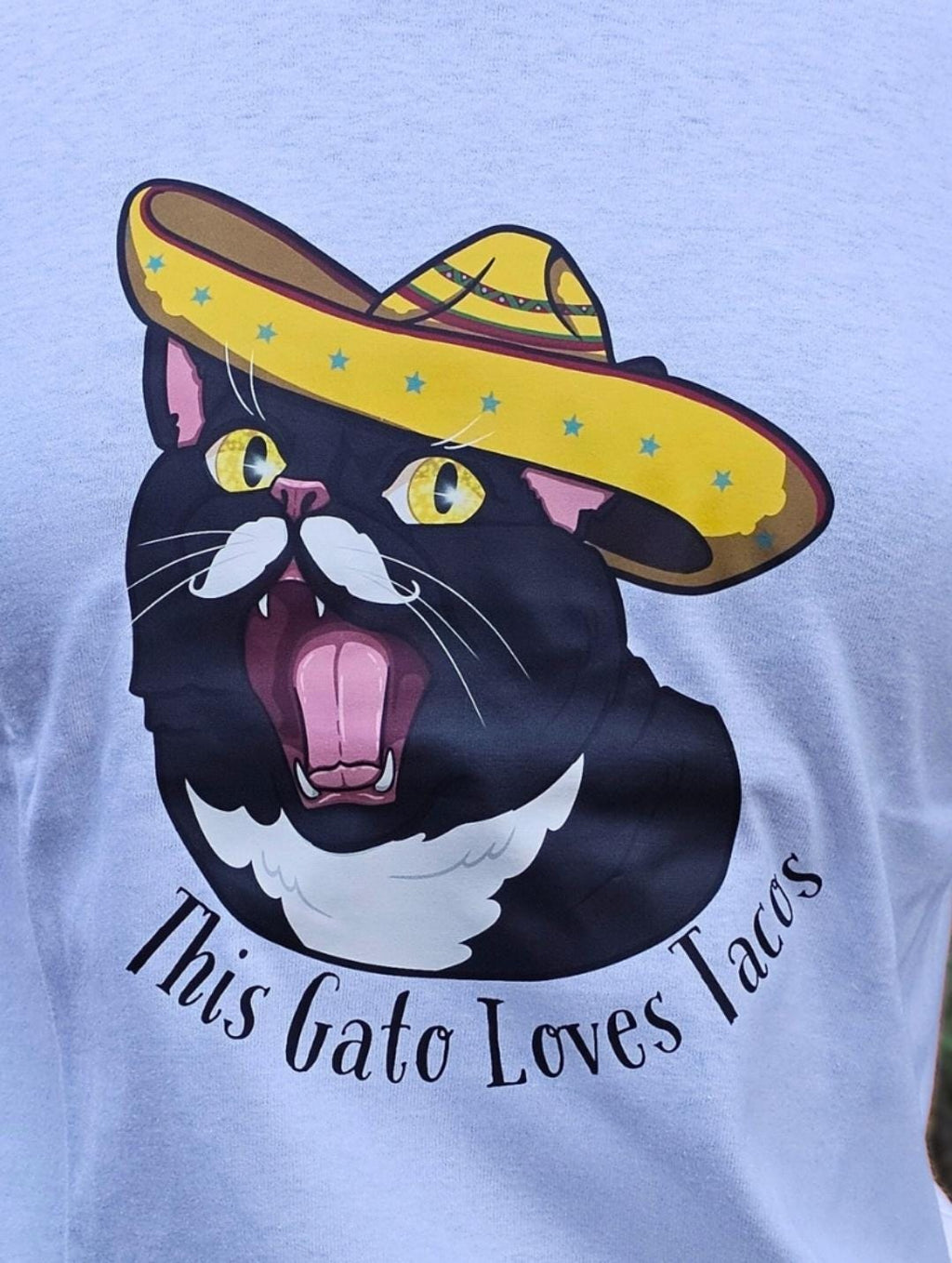 This Gato Loves Tacos T-Shirt